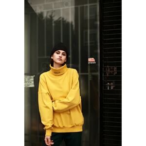 Le SLAP NECK Unisex yellow mustard turtleneck sweater sz XS / S